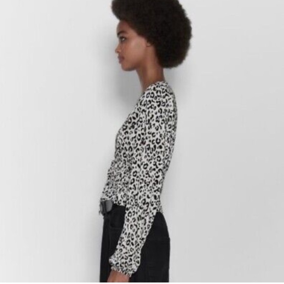 ZARA Leopard Print Micro Pleat Top - Picture 3 of 11